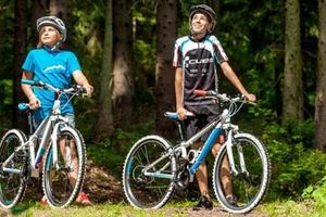 Безопасный переход на подростковый велосипед: Как выбрать первый байк?