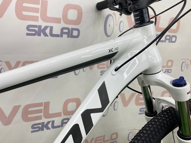 фото 27,5" LEON XC 70 HDD горный велосипед 2021