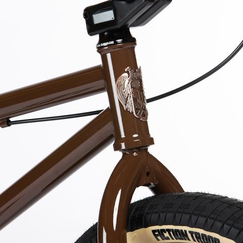 фото Велосипед 22" Stolen SPADE рама - 22.25" 2020 DARK CHOCOLATE W/ TAN WALLS, коричневый
