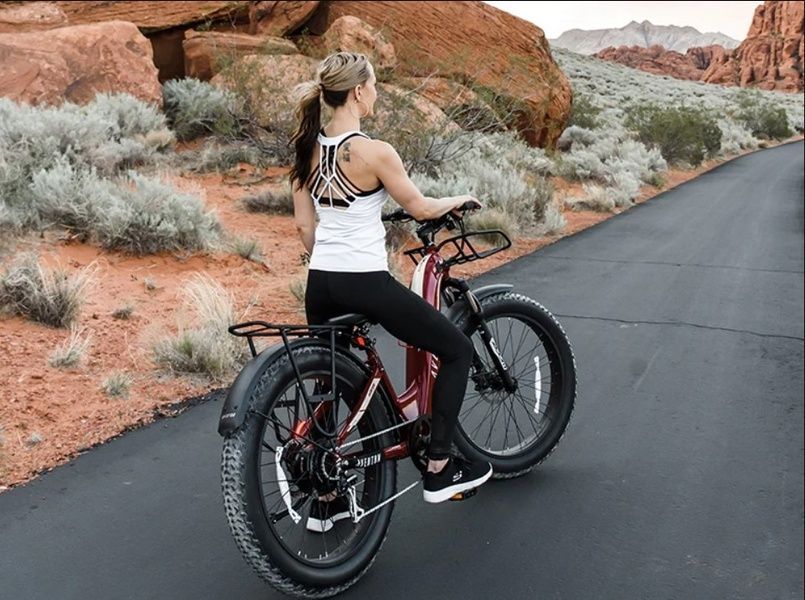 фото Электровелосипед 26" Aventon Aventure 750 ST (2023) низкая рама