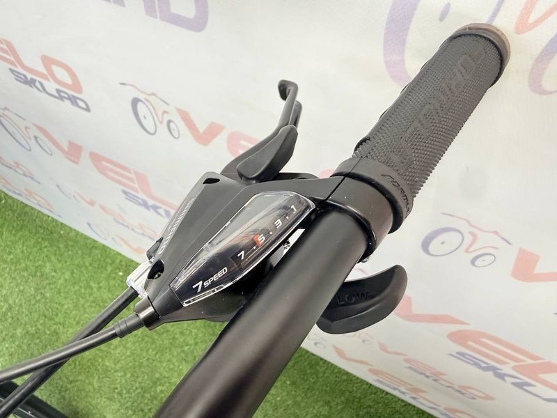 фото Підлітковий велосипед 26" Formula Alpina