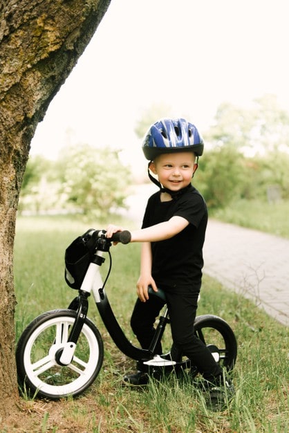 детский велосипед для первого катания